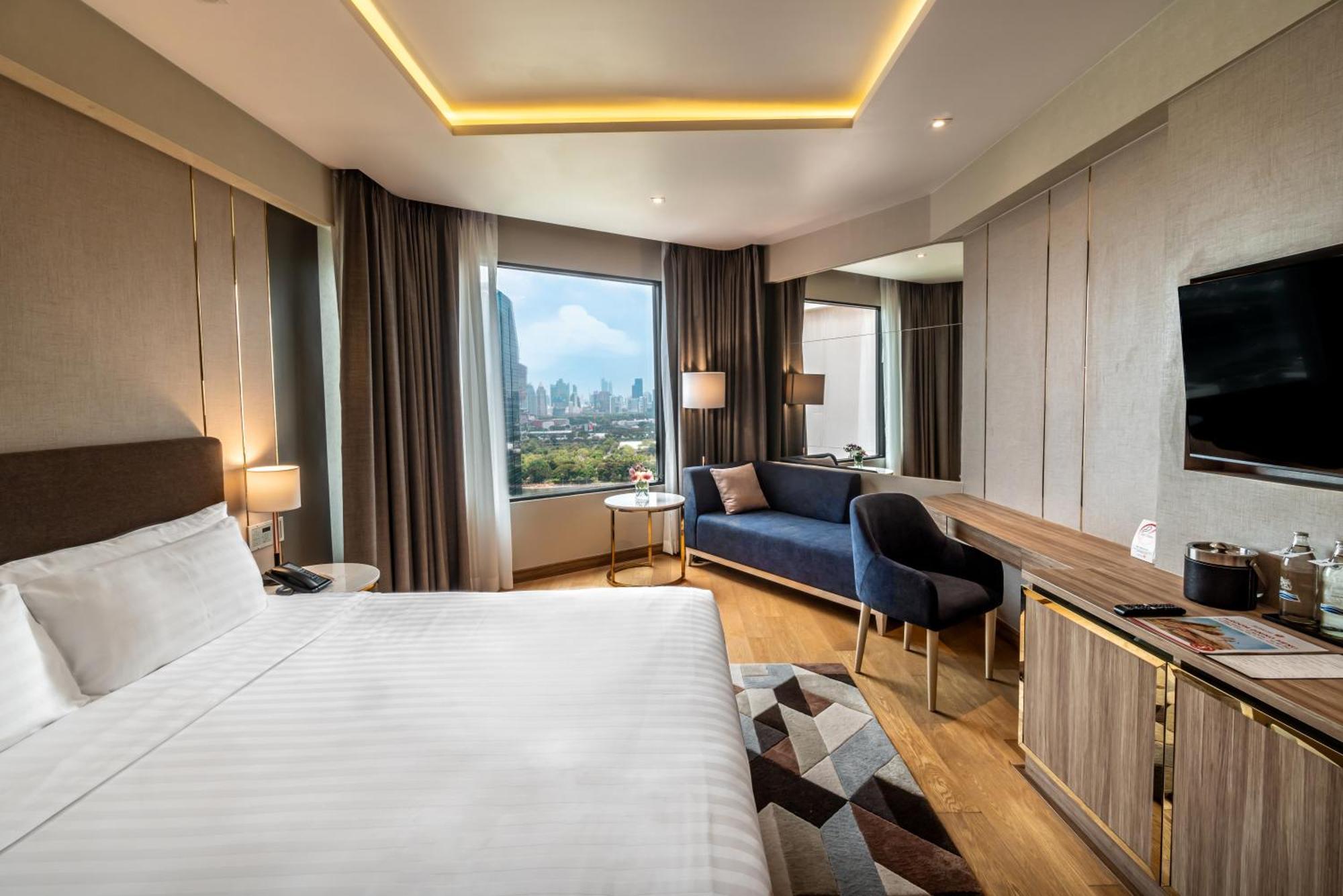 Rembrandt Hotel&Suites SHA Plus Certified Bangkok Eksteriør billede