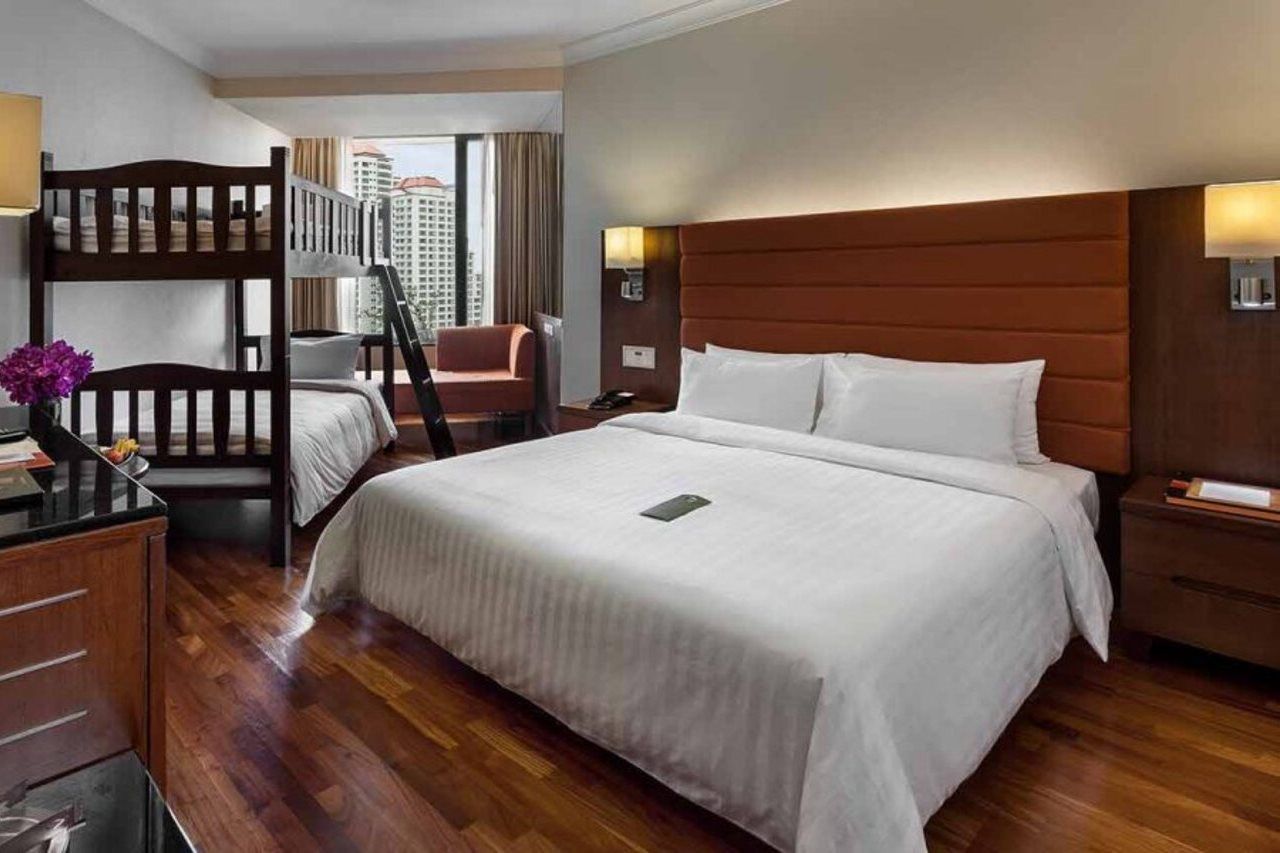 Rembrandt Hotel&Suites SHA Plus Certified Bangkok Eksteriør billede